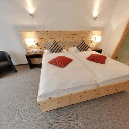 Champfer * סנט מוריץ